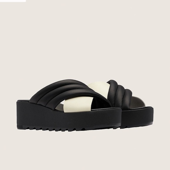 Sorel Women's Cameron Flatform Puff Mule - Picture 1 of 3